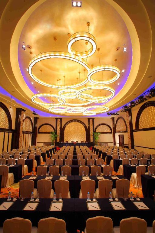 New Century Grand Hotel Пекин Экстерьер фото
